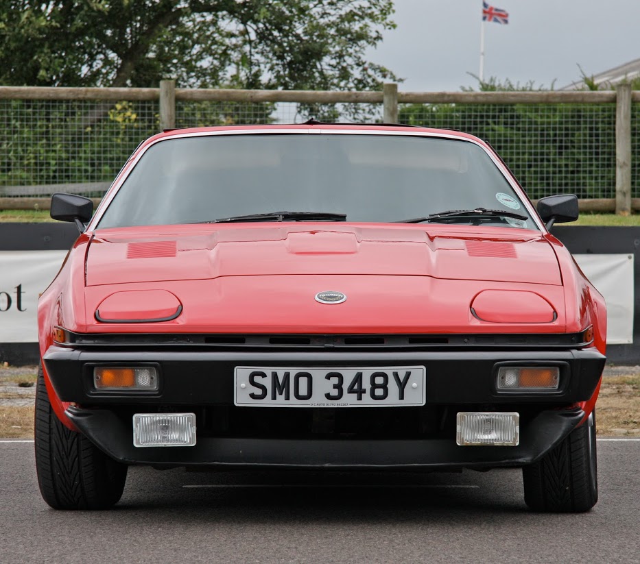 Triumph_TR7_-_Flickr_-_exfordy