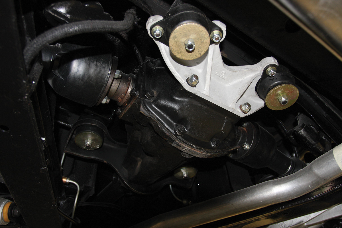 A Weak Differential Mount Fixing A Common Tr6 Problem Moss Motoring