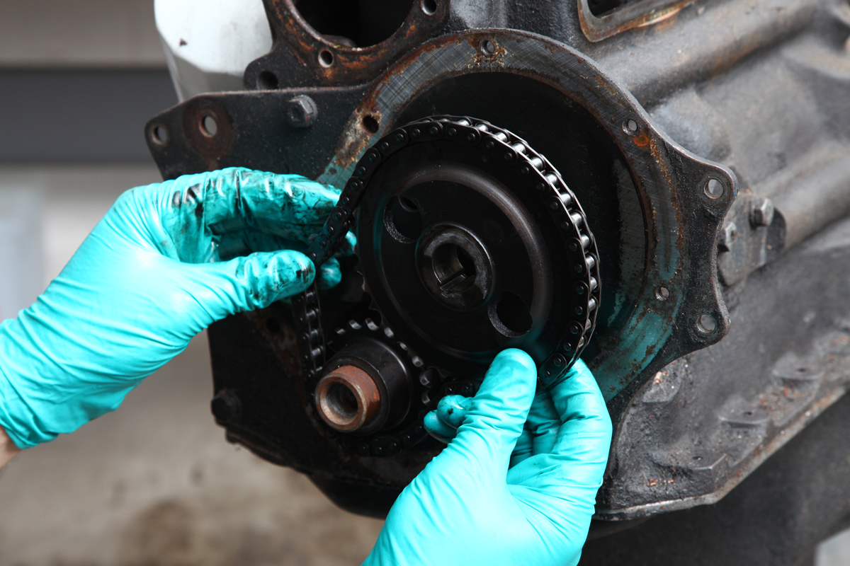 Disassembling and Inspecting a British Engine Moss Motoring