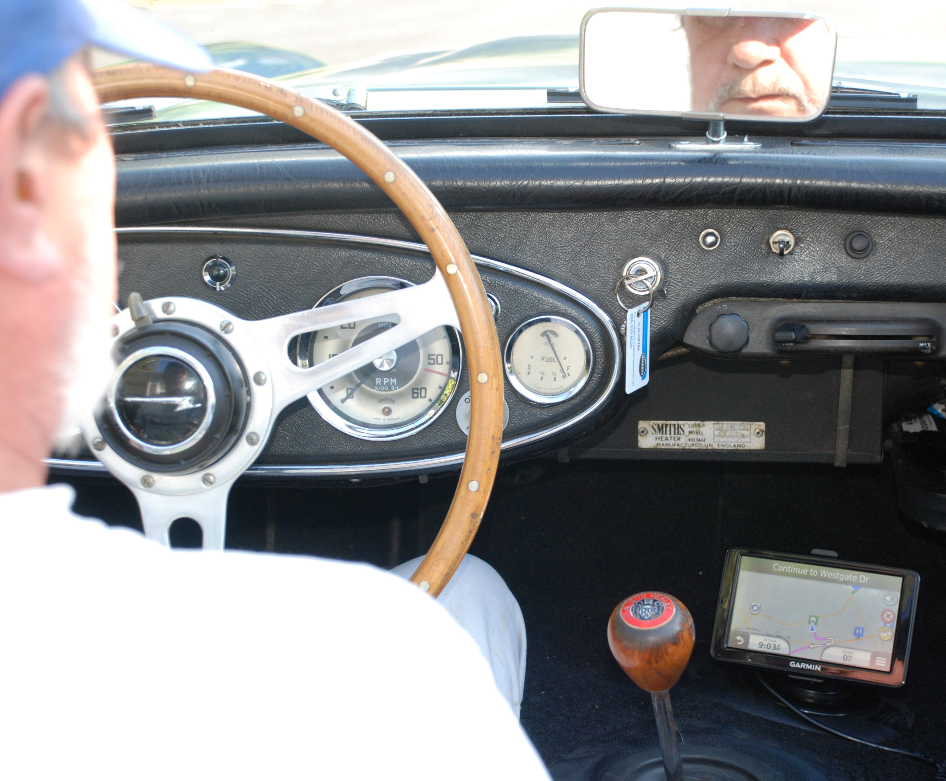 NegativeGround Lighter Socket in a PositiveGround Car. Moss Motoring