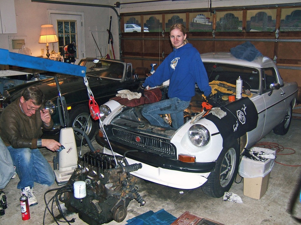 Cleaning-the-engine-compartment-3