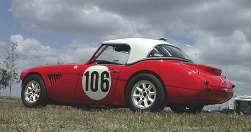 It's hard to argue with these classic lines. These Healeys made great Rally cars because they were light, tough, and had plenty of power.